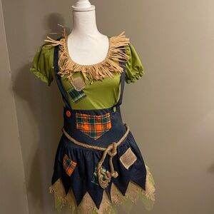 Spirit Halloween women’s scarecrow costume dress